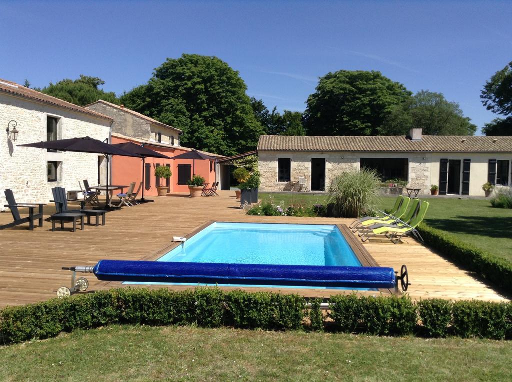 La Grange D'Aunis Bed & Breakfast Aigrefeuille-d'Aunis Luaran gambar
